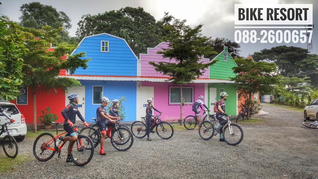 Bike Resort ChiangMai Chiang Mai Esterno foto